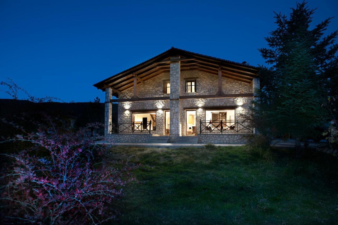Parnassos Chalets Arachova Buitenkant foto